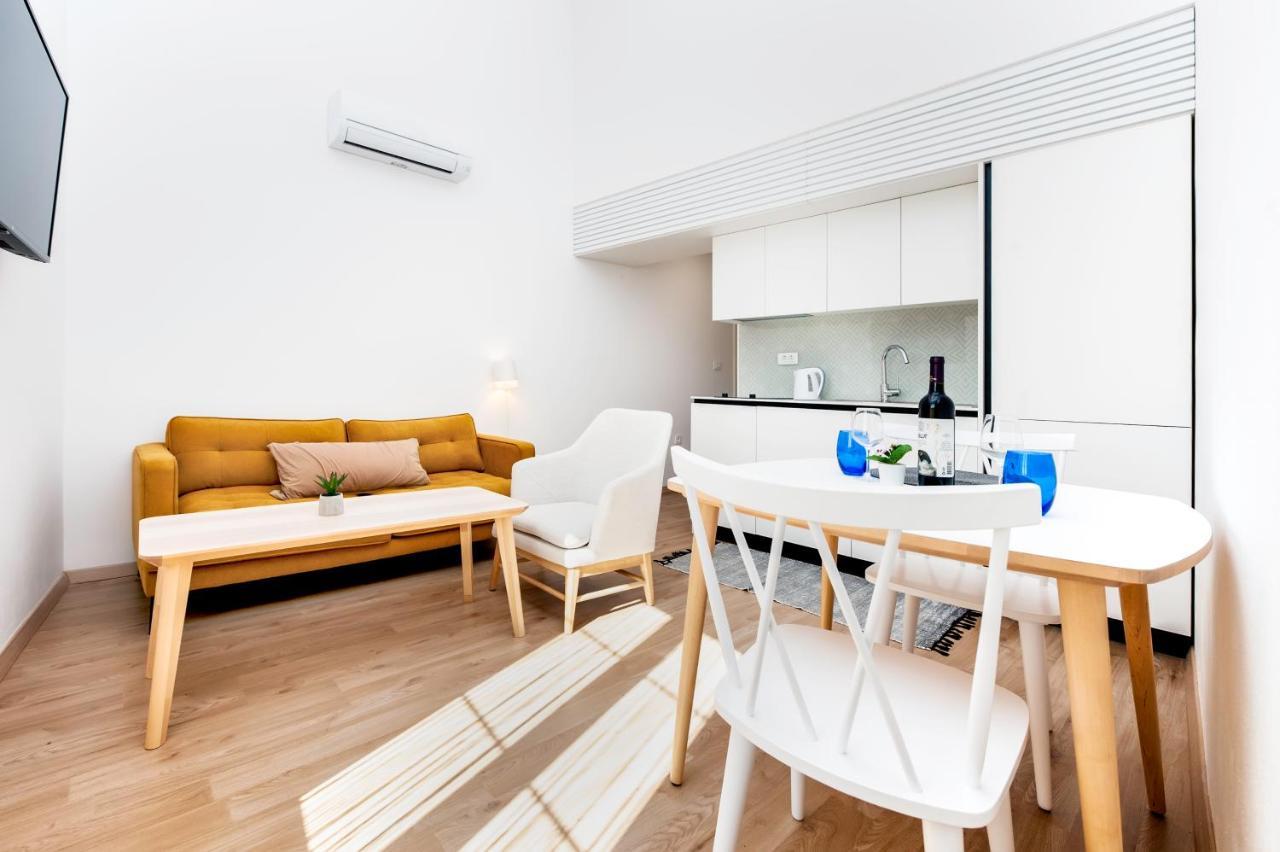 City Comfort Apartments Ровінь Екстер'єр фото