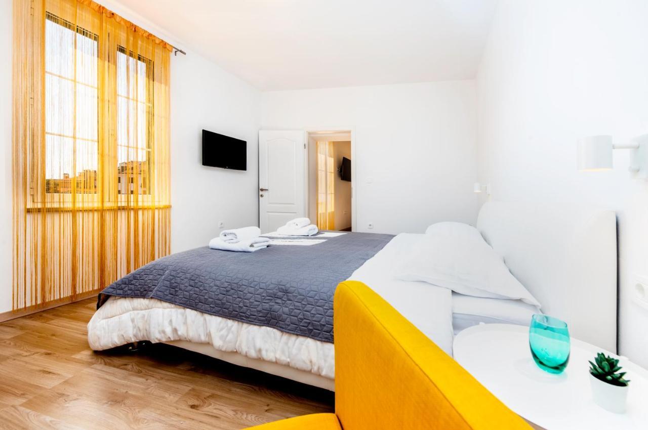 City Comfort Apartments Ровінь Екстер'єр фото