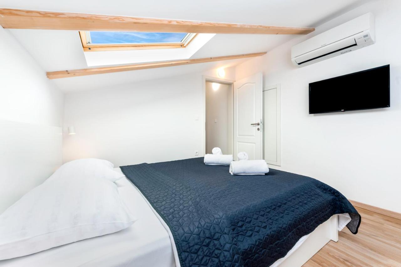 City Comfort Apartments Ровінь Екстер'єр фото
